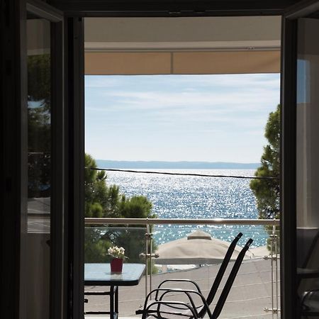Vertigo Seaside Apartments ニキティ エクステリア 写真