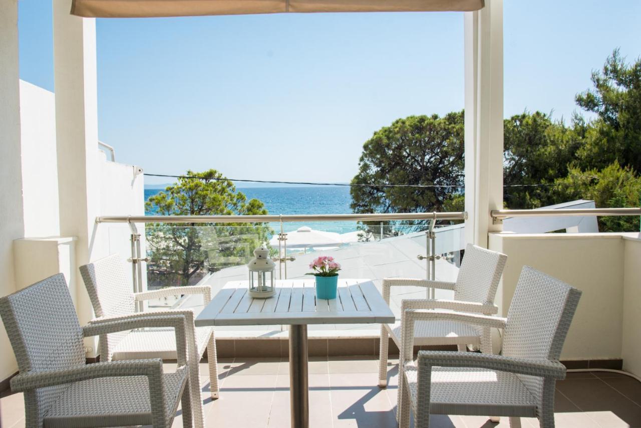 Vertigo Seaside Apartments ニキティ エクステリア 写真