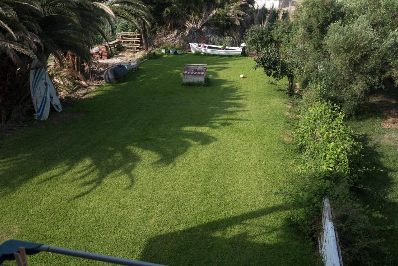 Vertigo Seaside Apartments ニキティ エクステリア 写真