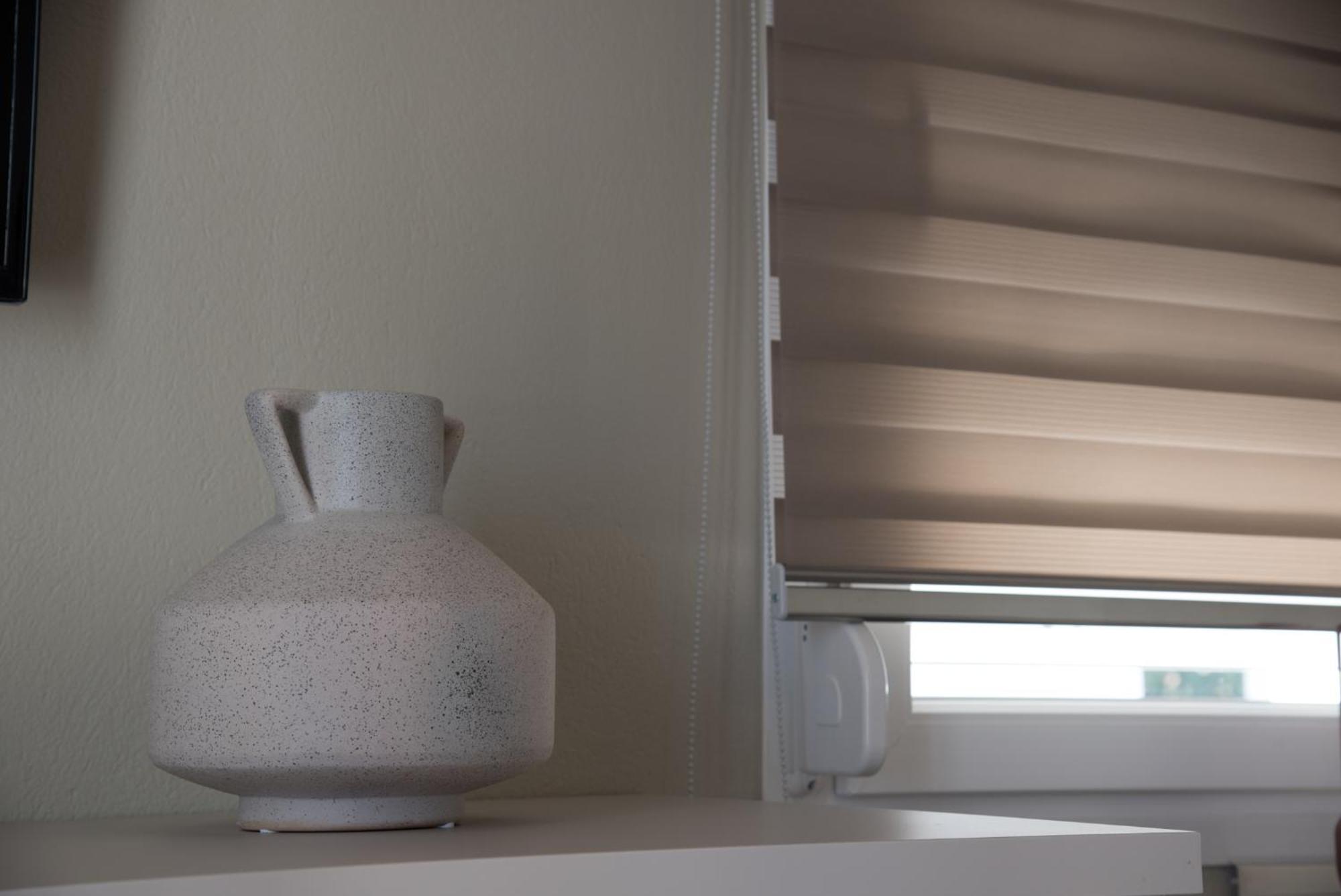 Vertigo Seaside Apartments ニキティ エクステリア 写真