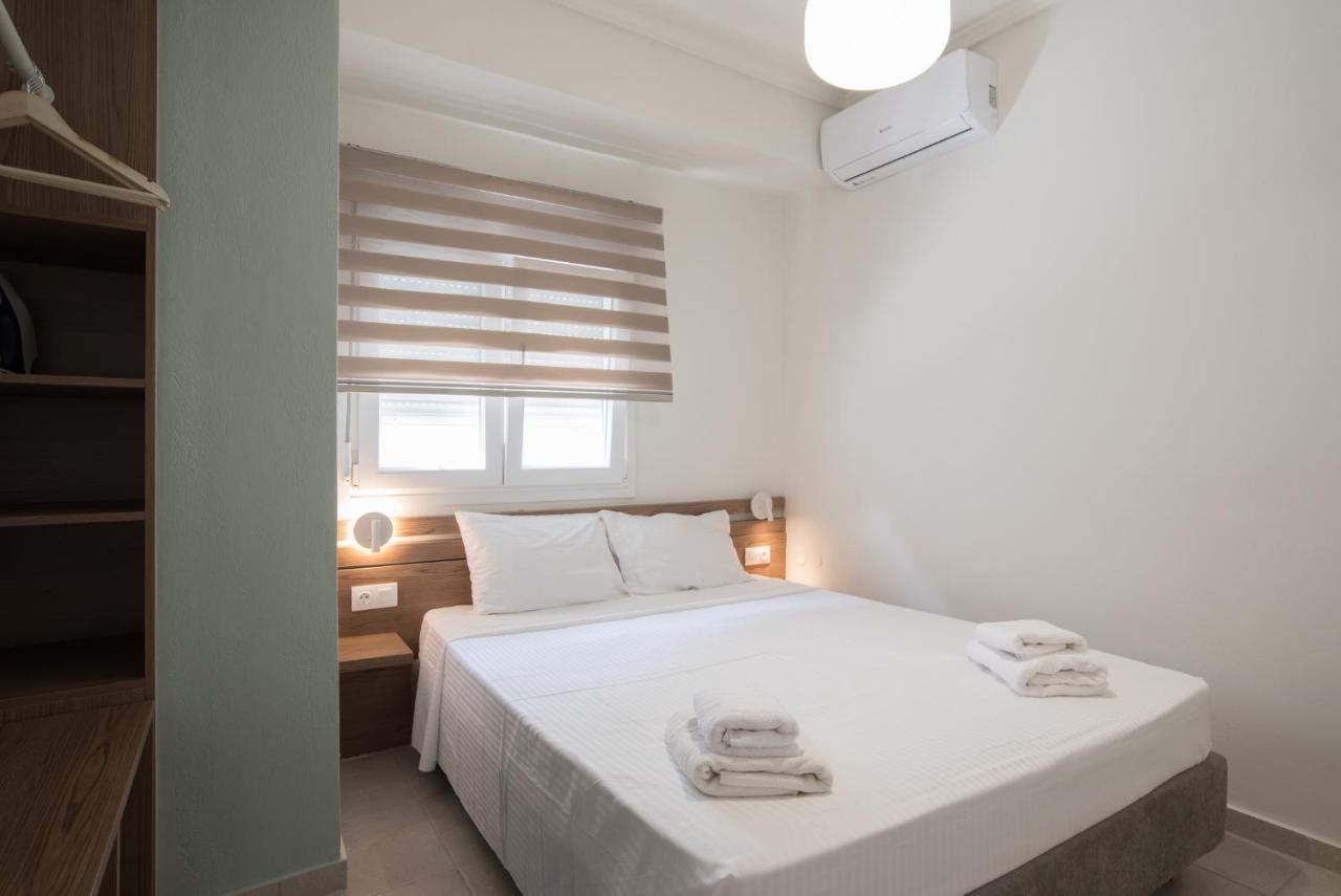 Vertigo Seaside Apartments ニキティ エクステリア 写真